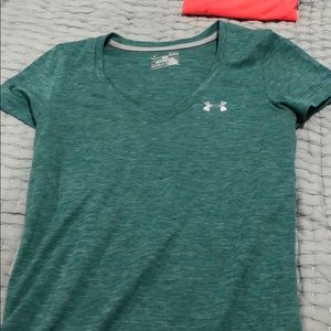 y def armor athletic t-shirt